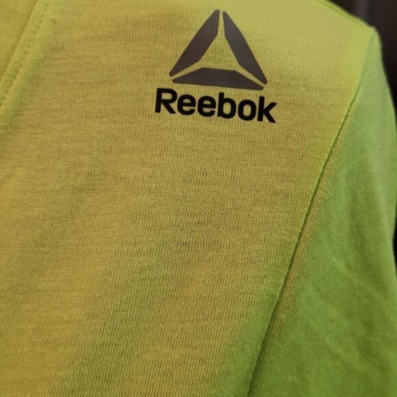 Reebok V-neck Supreme Tee - Picture 3 of 4